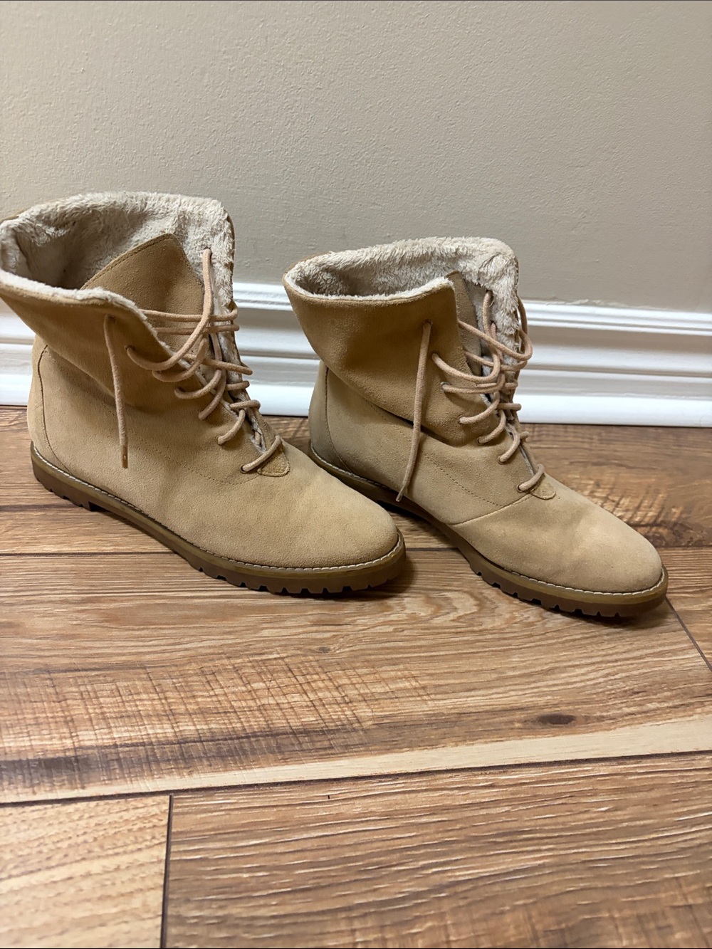 Women's Fold-Over Lace-Up Tan Suede Ankle Boots